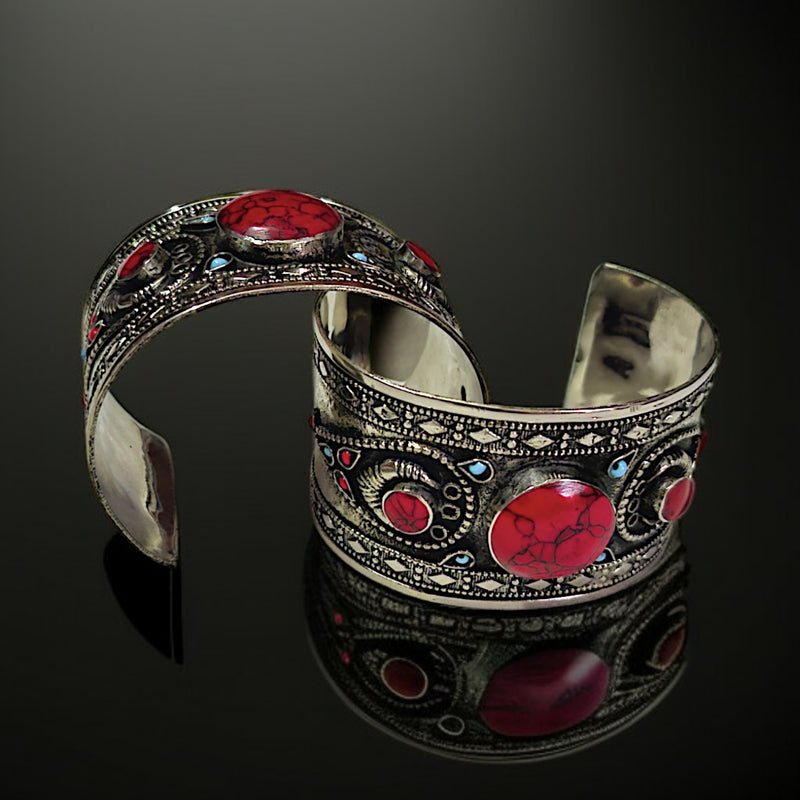 Metal Bracelet With Imitation