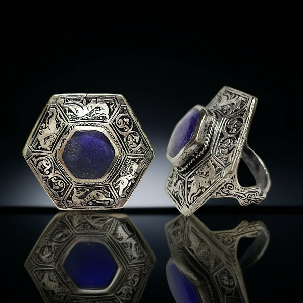 Vintage Style With Blue Lapis Stone Ring