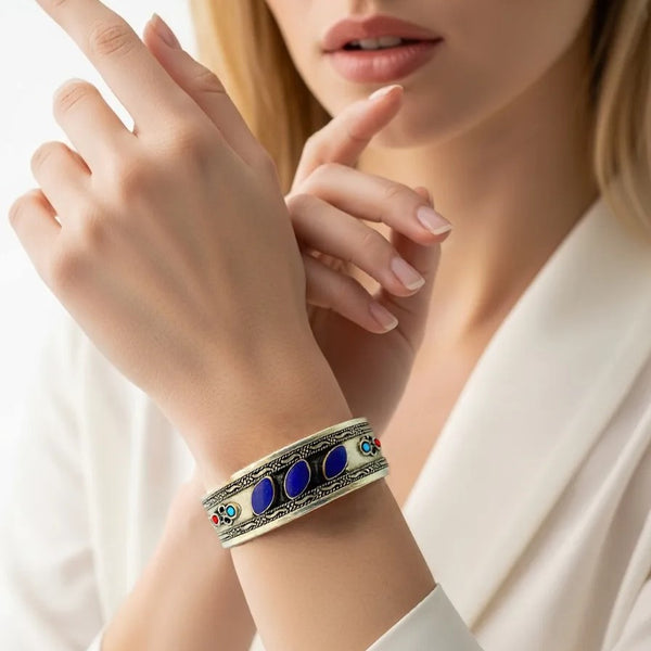 Metal Bracelet With Blue Lapis